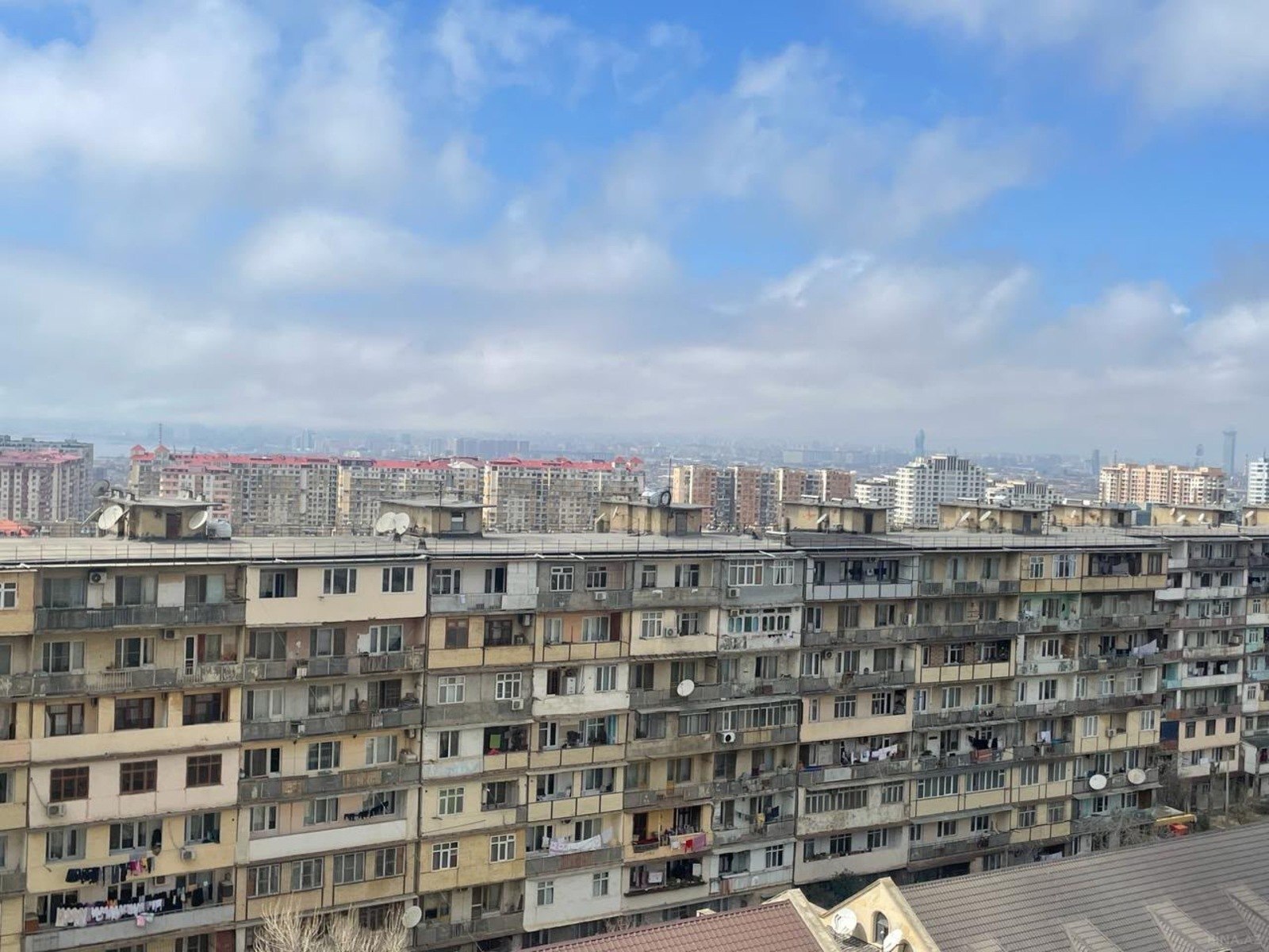 3 otaqlı Yeni tikili, Həzi Aslanov m., Bakı