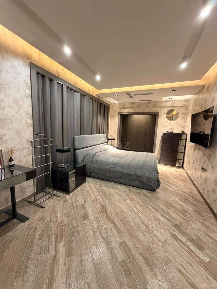 3 otaqlı Yeni tikili, Şah İsmayıl Xətai m., Bakı