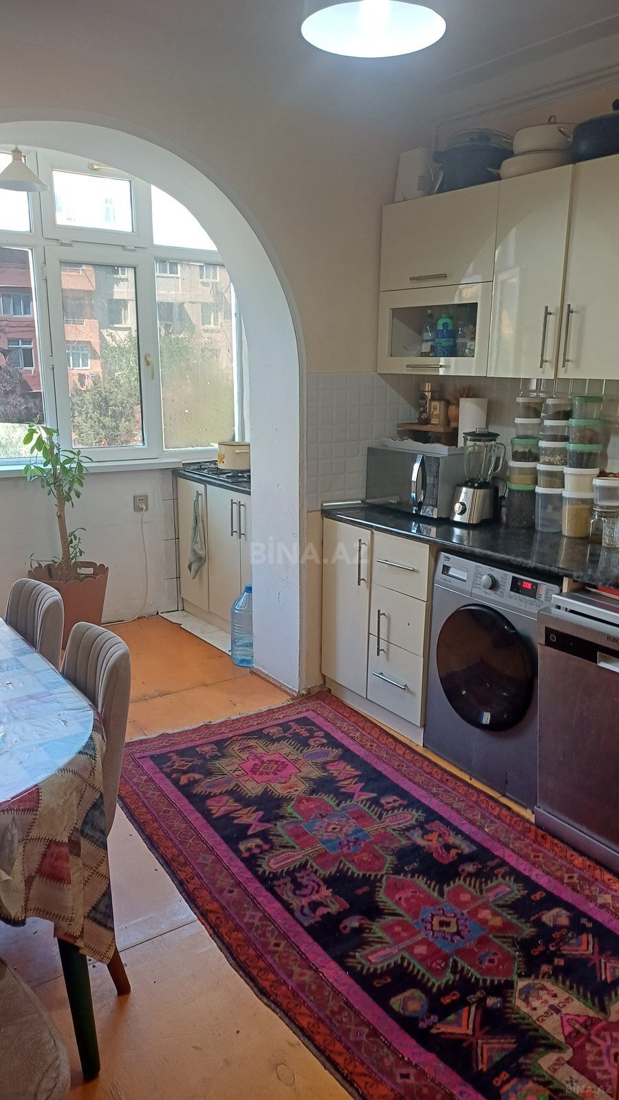 3 otaqlı Köhnə tikili, Əhmədli m., Bakı