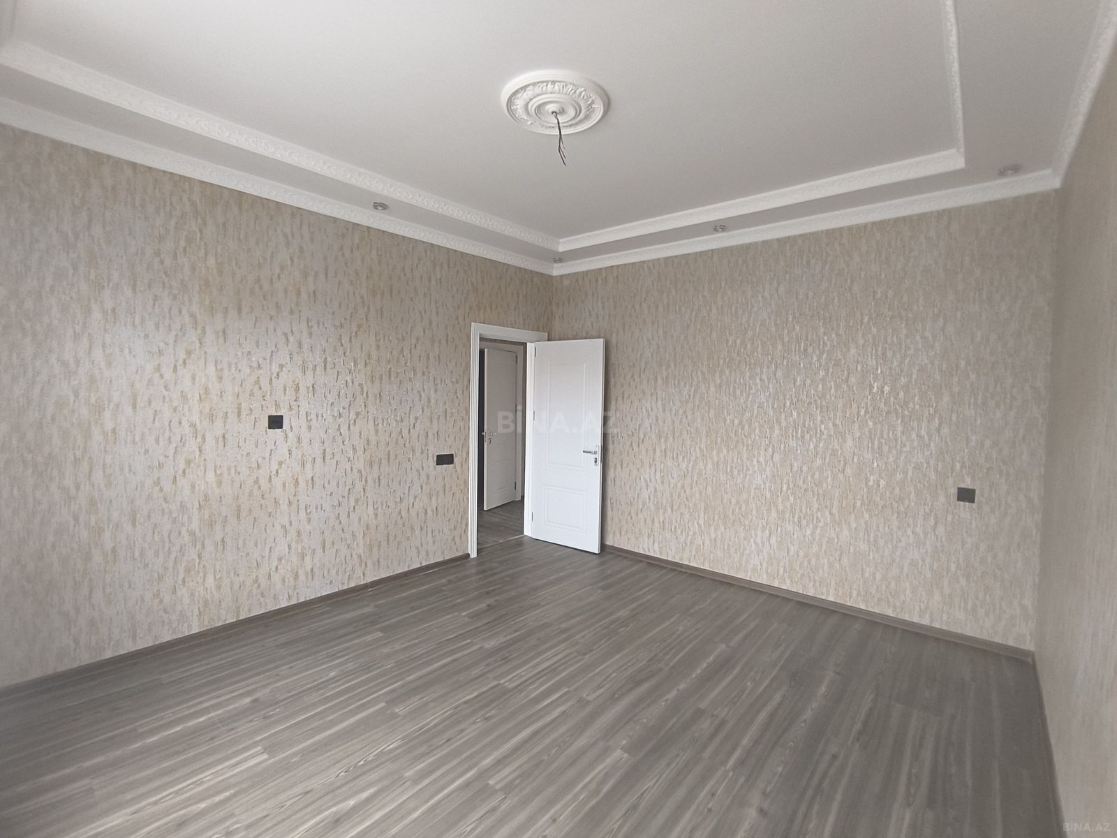 6 otaqlı Həyət evi/Bağ evi, Hökməli q., Bakı
