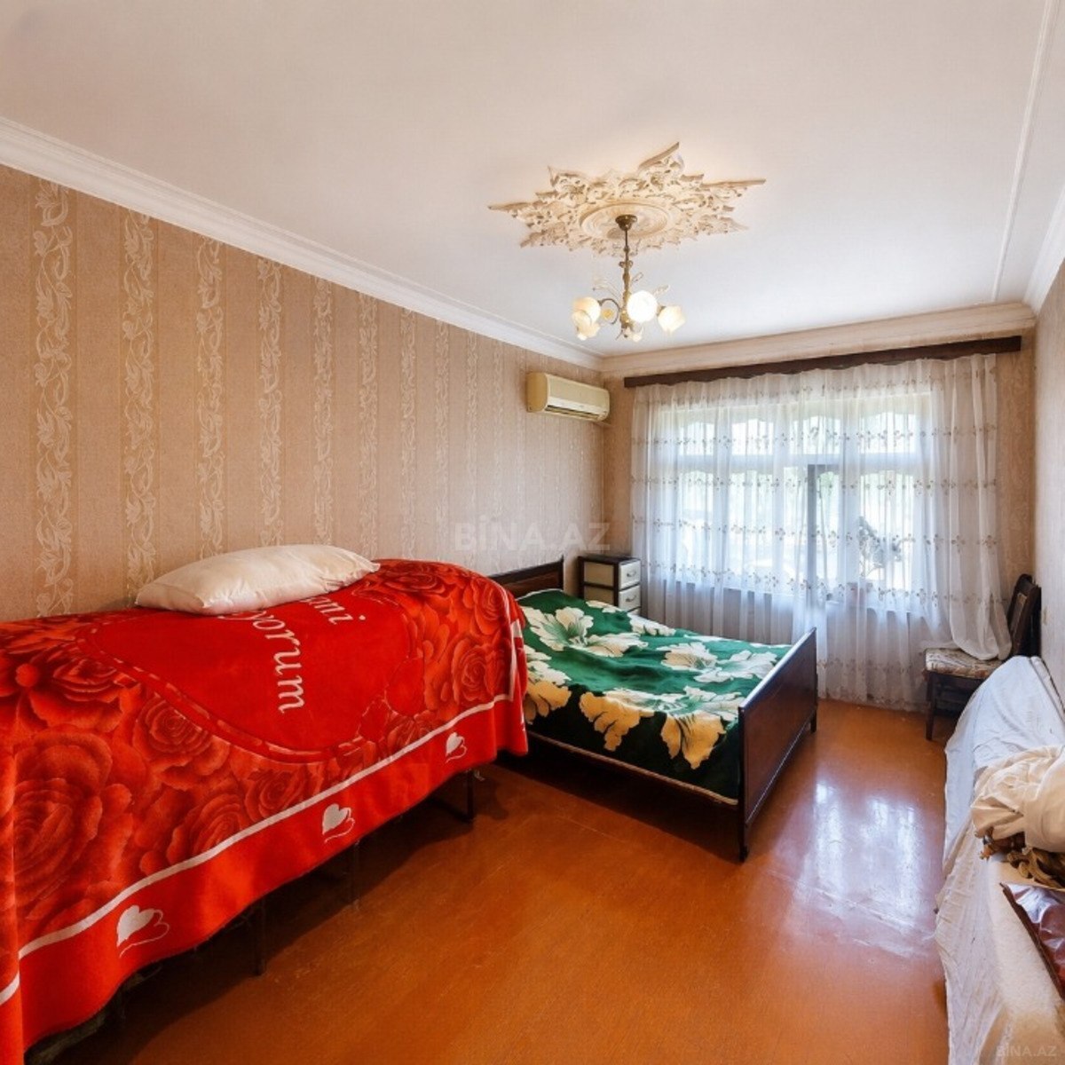 4 otaqlı Köhnə tikili, Əhmədli m., Bakı