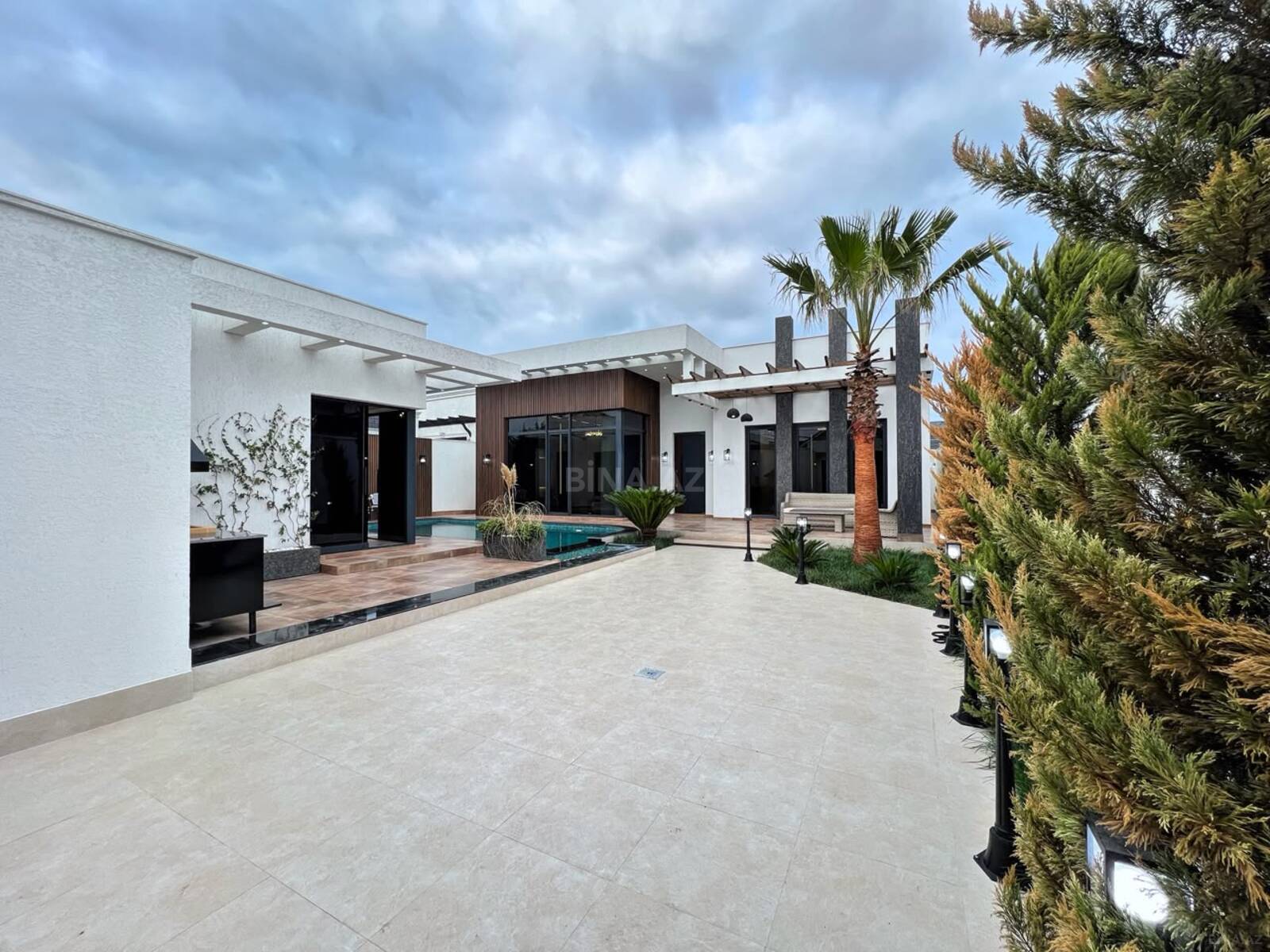 5 otaqlı Həyət evi/Bağ evi, Mərdəkan q., Bakı