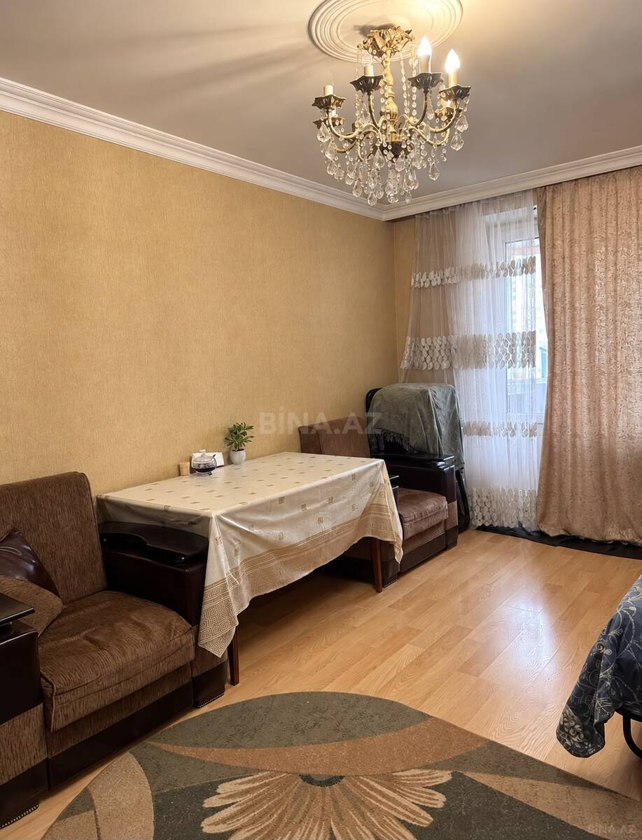 1 otaqlı Köhnə tikili, İnşaatçılar m., Bakı