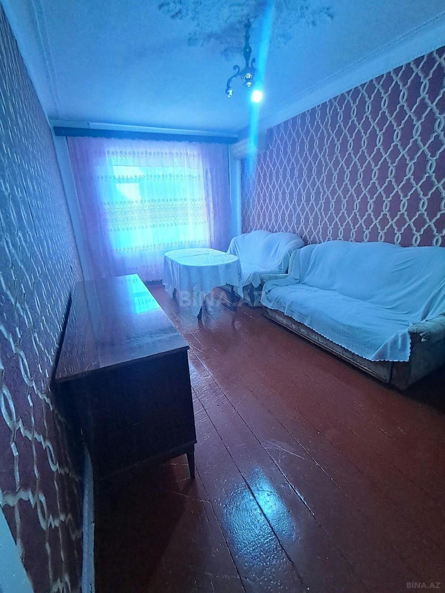 2 otaqlı Köhnə tikili, Bakıxanov q., Bakı