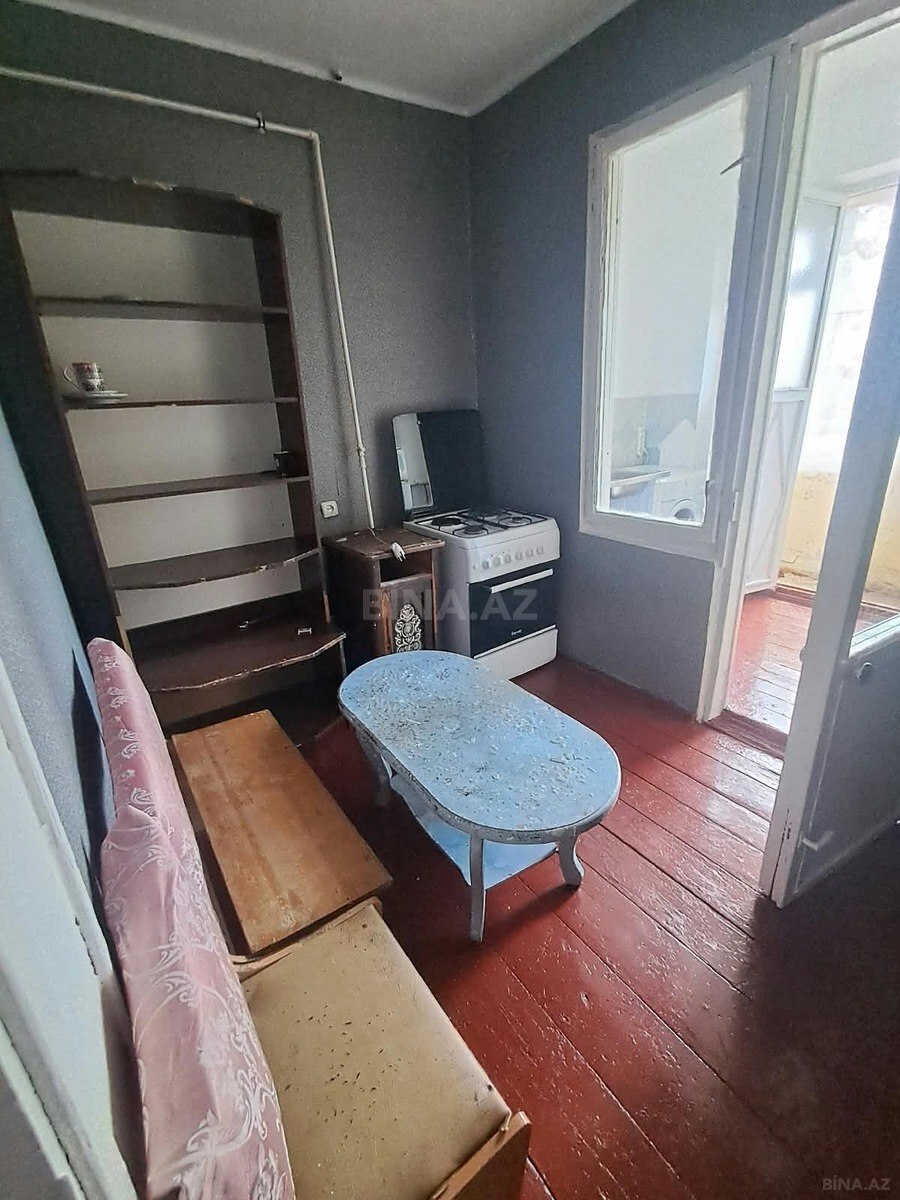 2 otaqlı Köhnə tikili, Bakıxanov q., Bakı