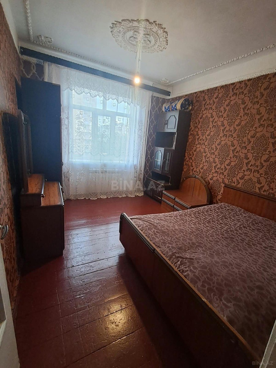 2 otaqlı Köhnə tikili, Bakıxanov q., Bakı