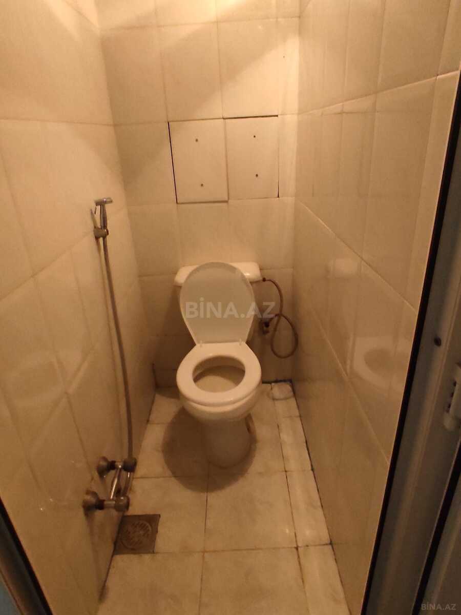 3 otaqlı Köhnə tikili, Bakıxanov q., Bakı