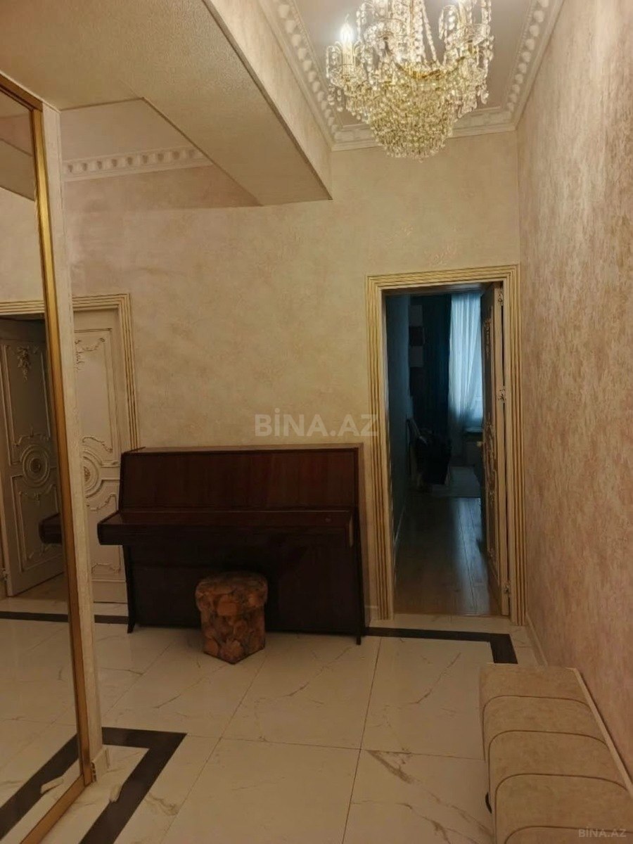 3 otaqlı Yeni tikili, Elmlər Akademiyası m., Bakı