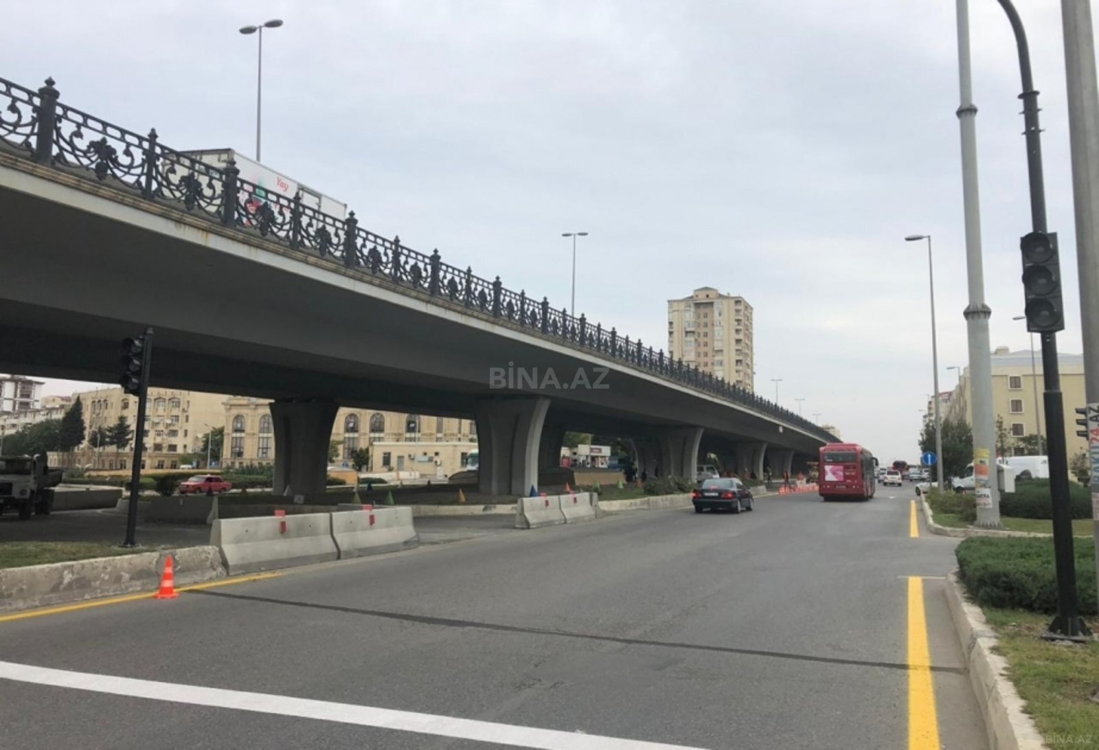 3 otaqlı Köhnə tikili, Azadlıq Prospekti m., Bakı