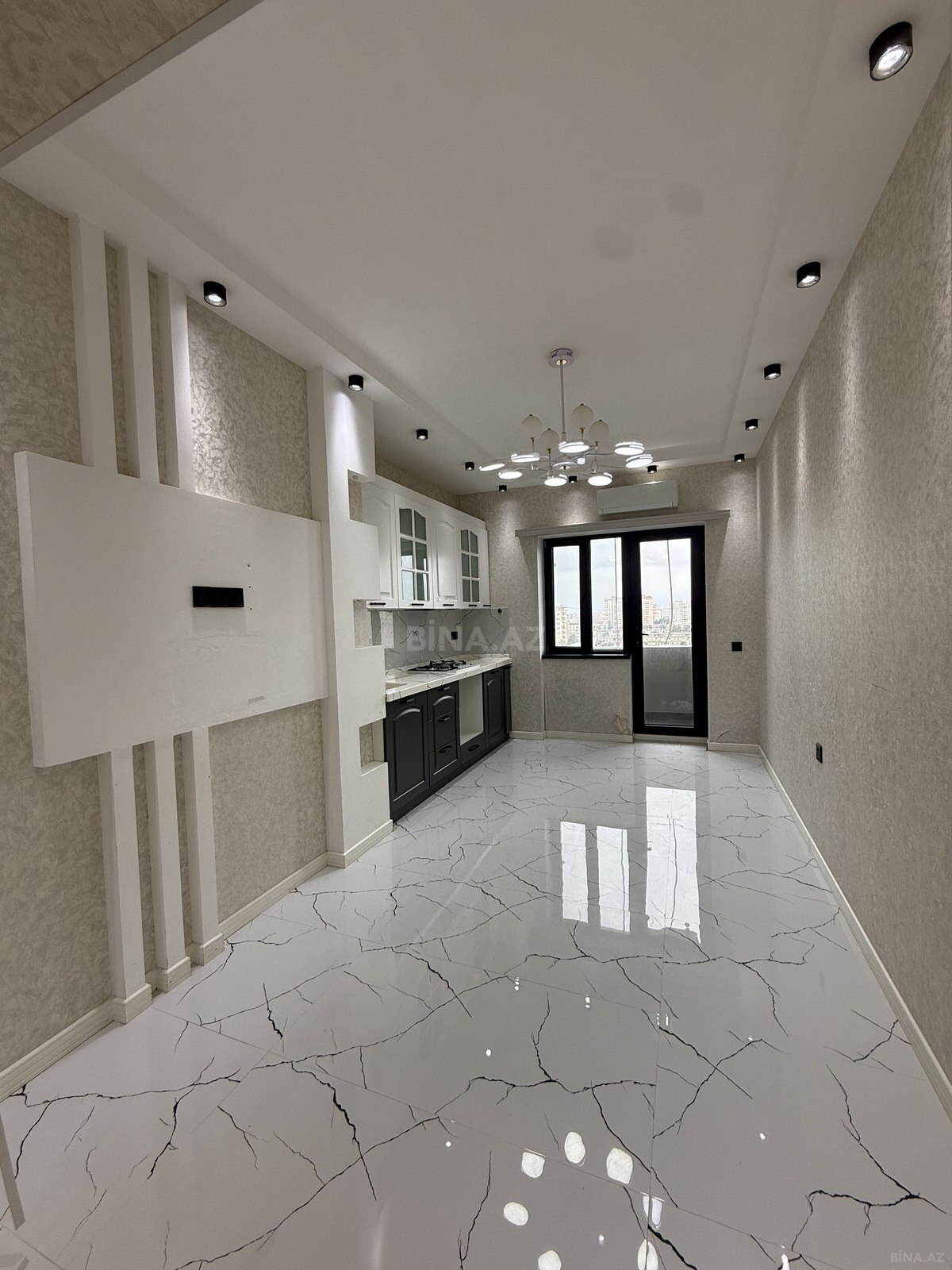 3 otaqlı Yeni tikili, Xalqlar Dostluğu m., Bakı
