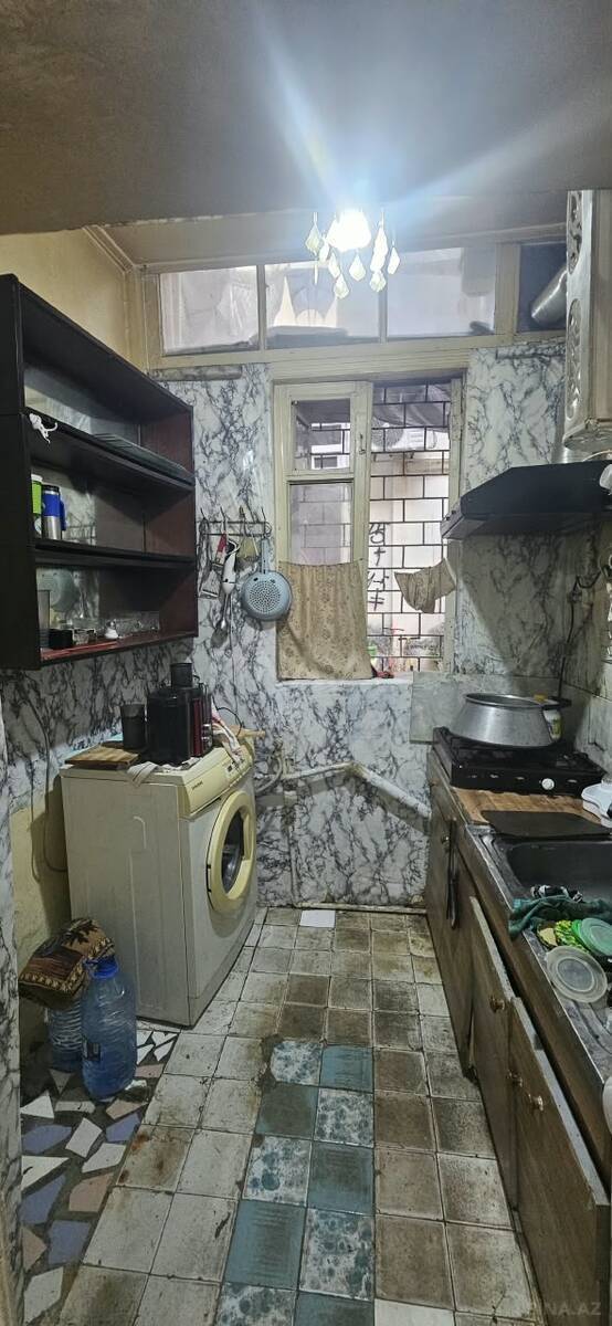 3 otaqlı Köhnə tikili, İçəri Şəhər m., Bakı