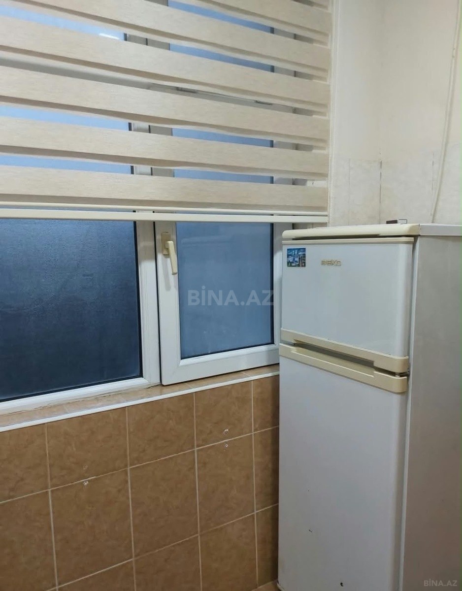 2 otaqlı Köhnə tikili, İnşaatçılar m., Bakı