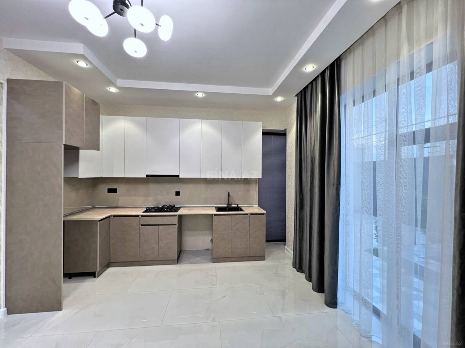 4 otaqlı Həyət evi/Bağ evi, Şüvəlan q., Bakı