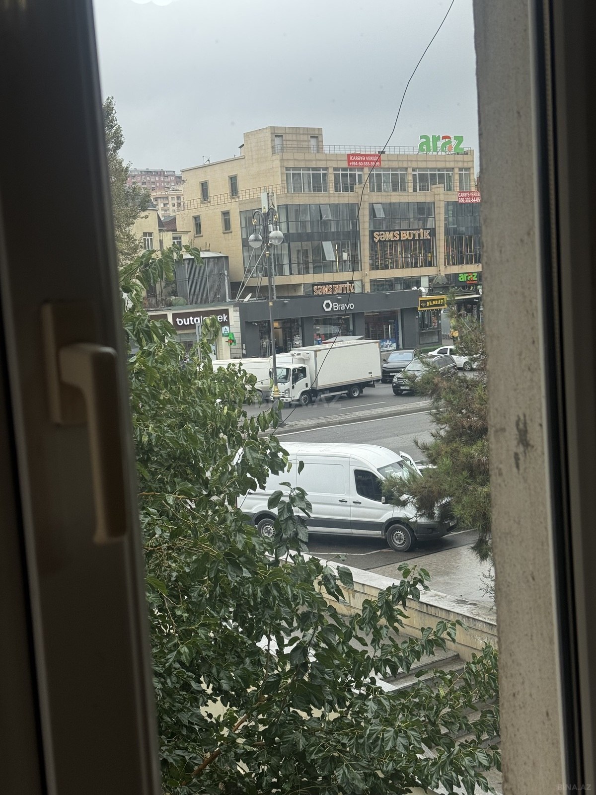 1 otaqlı Köhnə tikili, İnşaatçılar m., Bakı