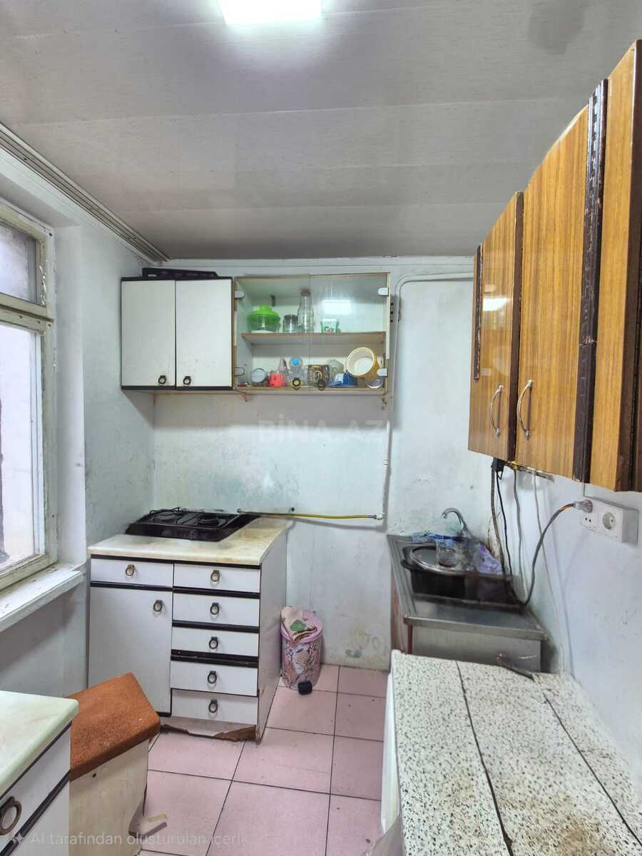 1 otaqlı Köhnə tikili, Elmlər Akademiyası m., Bakı
