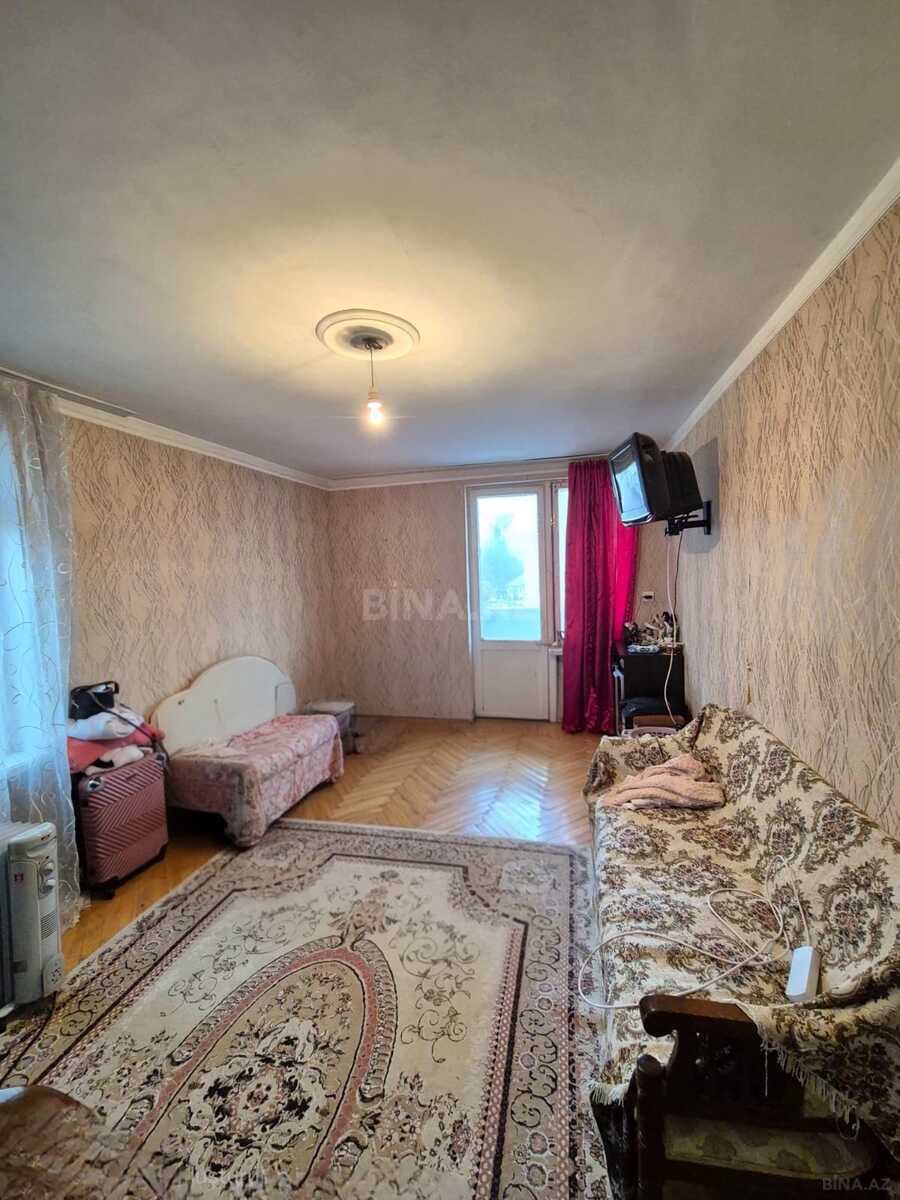 1 otaqlı Köhnə tikili, Elmlər Akademiyası m., Bakı