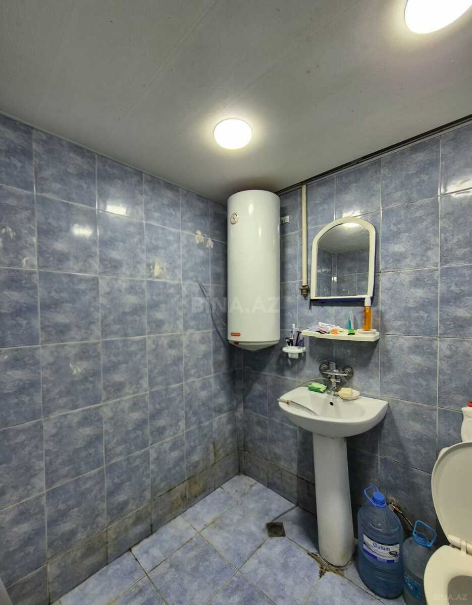 1 otaqlı Köhnə tikili, Elmlər Akademiyası m., Bakı