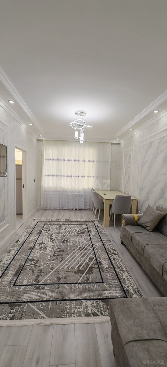 2 otaqlı Köhnə tikili, Memar Əcəmi m., Bakı