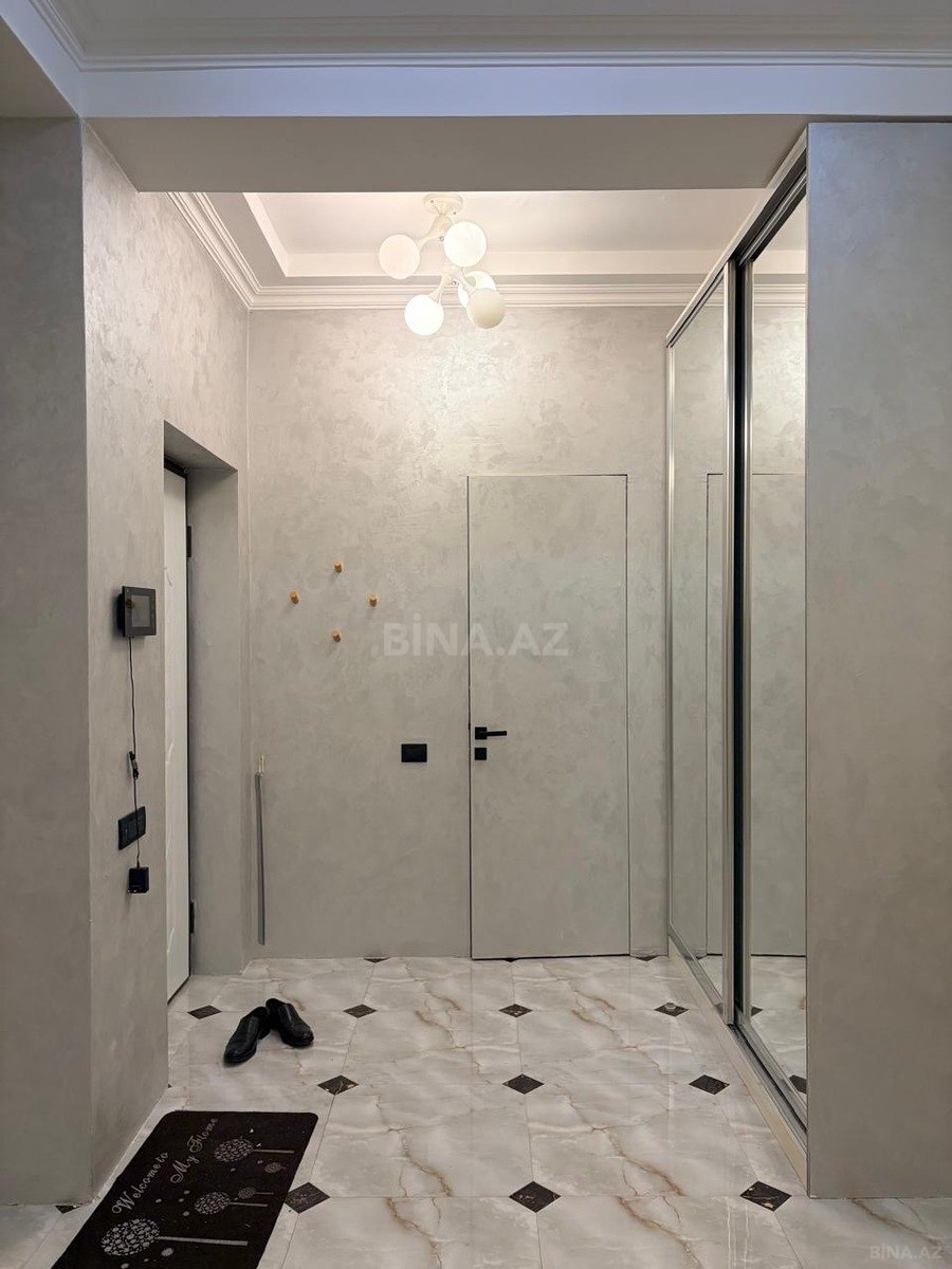 3 otaqlı Yeni tikili, Şah İsmayıl Xətai m., Bakı