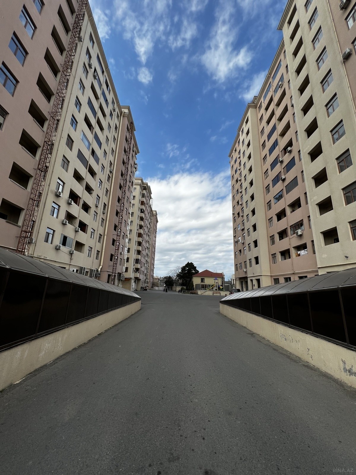 2 otaqlı Yeni tikili, Bakıxanov q., Bakı