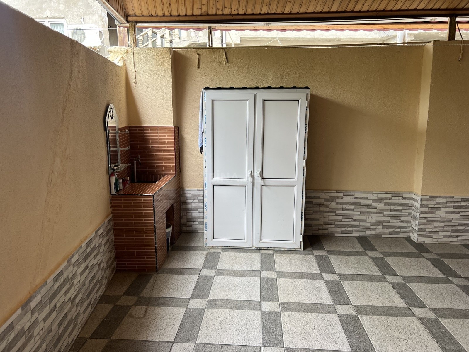 4 otaqlı Həyət evi/Bağ evi, Avtovağzal m., Bakı