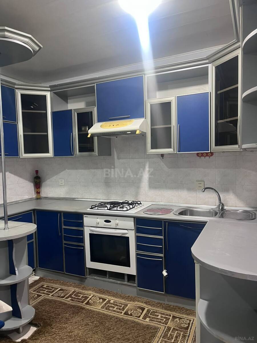 3 otaqlı Köhnə tikili, Əhmədli m., Bakı