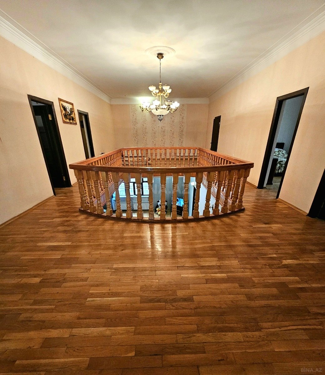 6 otaqlı Həyət evi/Bağ evi, Saray q., Bakı