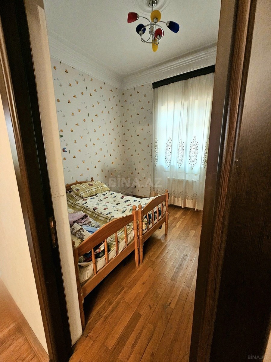 6 otaqlı Həyət evi/Bağ evi, Saray q., Bakı