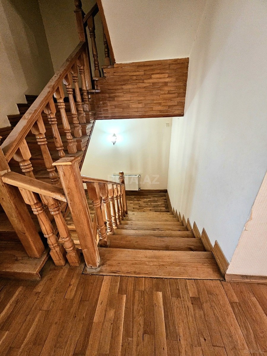 6 otaqlı Həyət evi/Bağ evi, Saray q., Bakı