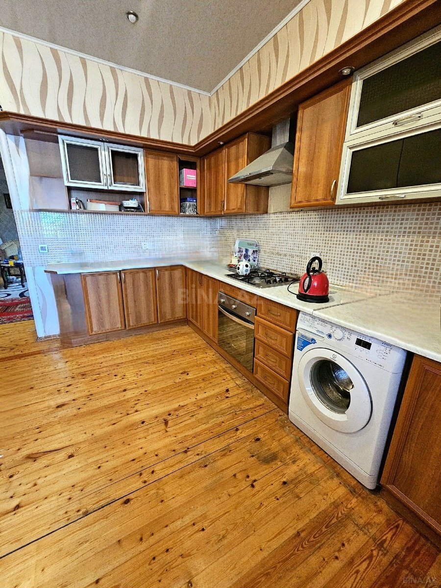 6 otaqlı Həyət evi/Bağ evi, Saray q., Bakı