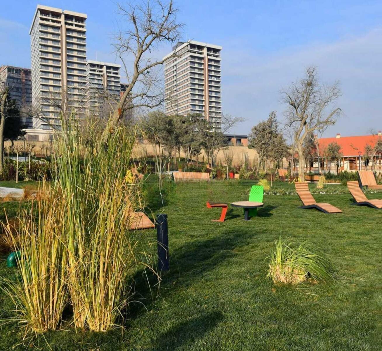 4 otaqlı Yeni tikili, Ağ şəhər q., Bakı