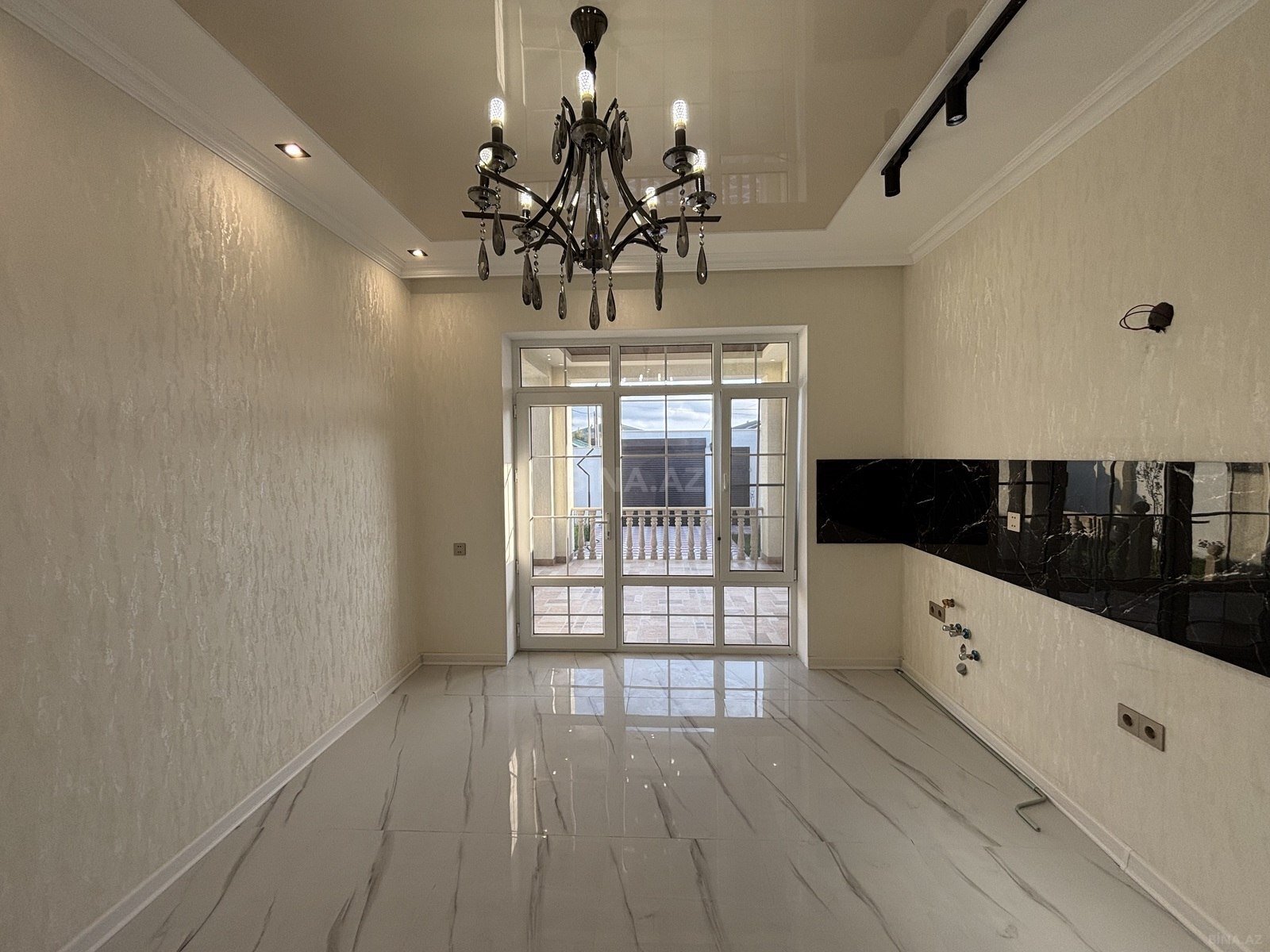 4 otaqlı Həyət evi/Bağ evi, Buzovna q., Bakı