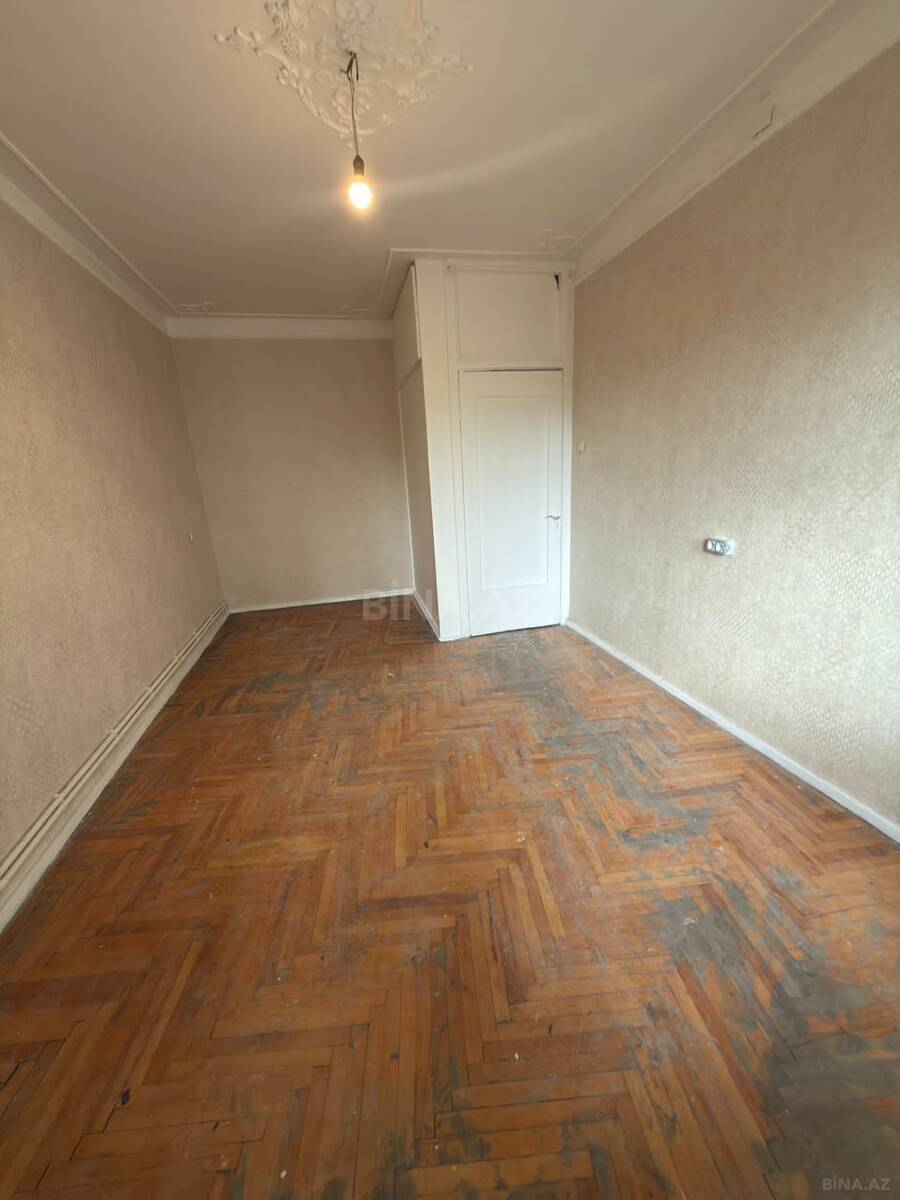 2 otaqlı Köhnə tikili, Azadlıq Prospekti m., Bakı
