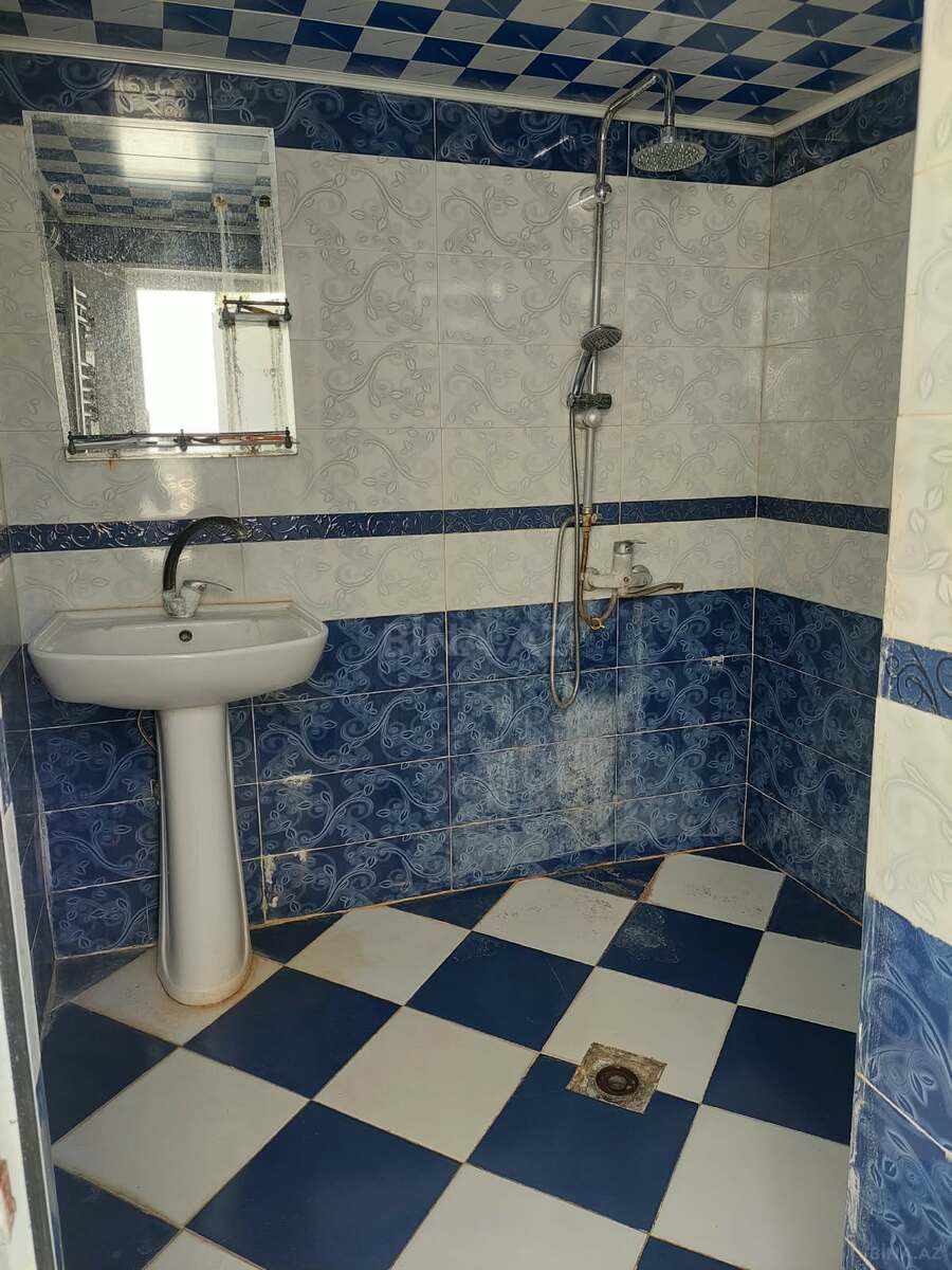 7 otaqlı Həyət evi/Bağ evi, Bülbülə q., Bakı