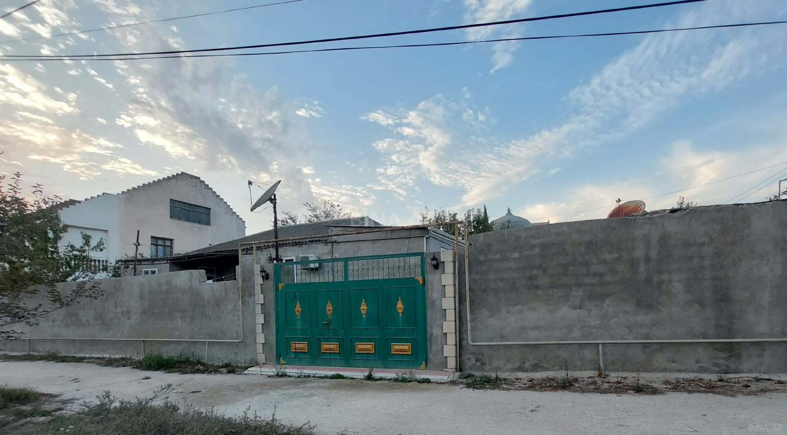 7 otaqlı Həyət evi/Bağ evi, Bülbülə q., Bakı