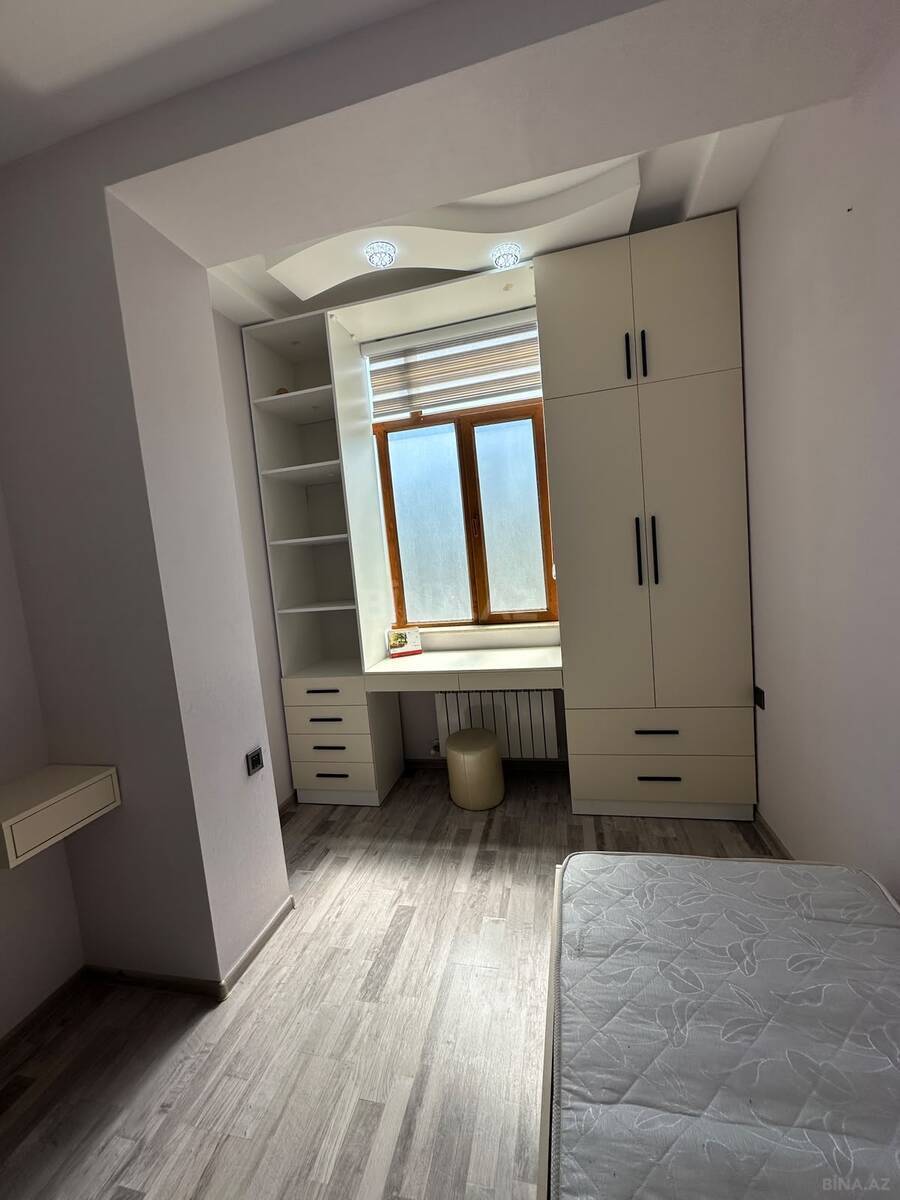 3 otaqlı Yeni tikili, Memar Əcəmi m., Bakı