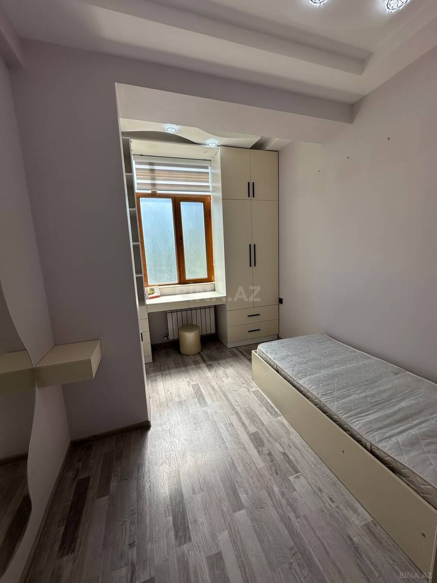 3 otaqlı Yeni tikili, Memar Əcəmi m., Bakı