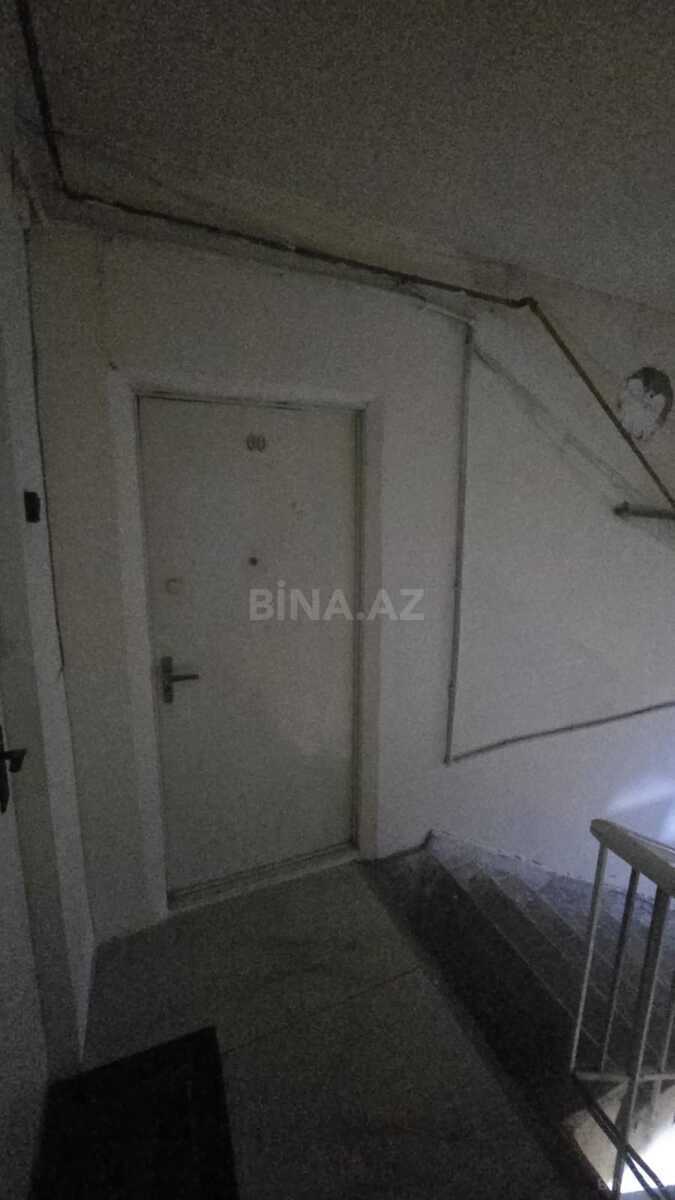 1 otaqlı Köhnə tikili, Neftçilər m., Bakı