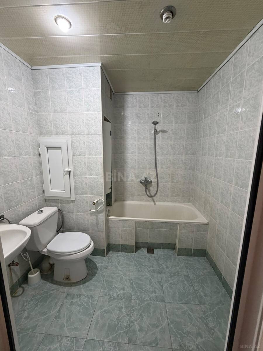 2 otaqlı Köhnə tikili, Bakıxanov q., Bakı