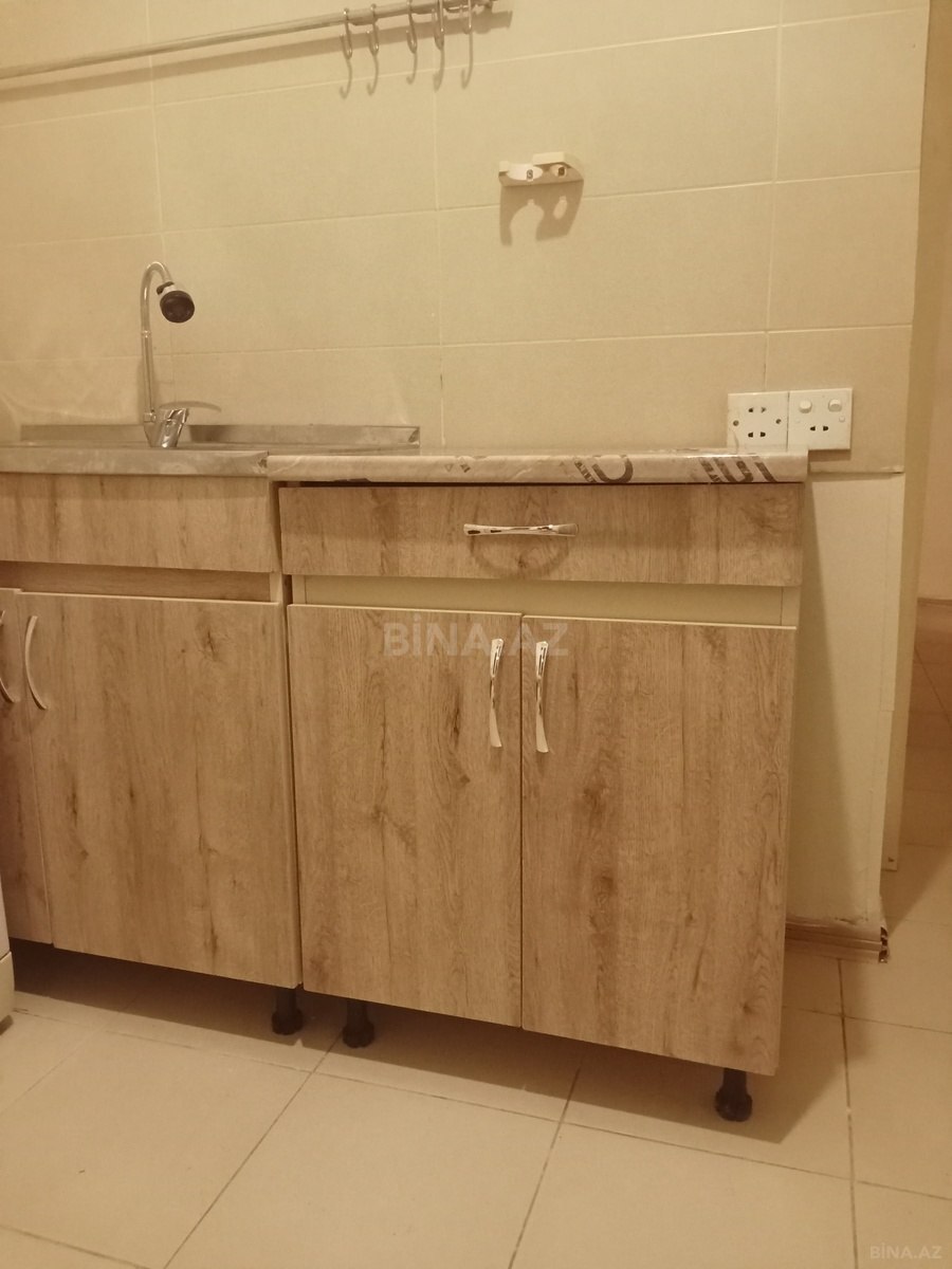 1 otaqlı Köhnə tikili, Bakıxanov q., Bakı