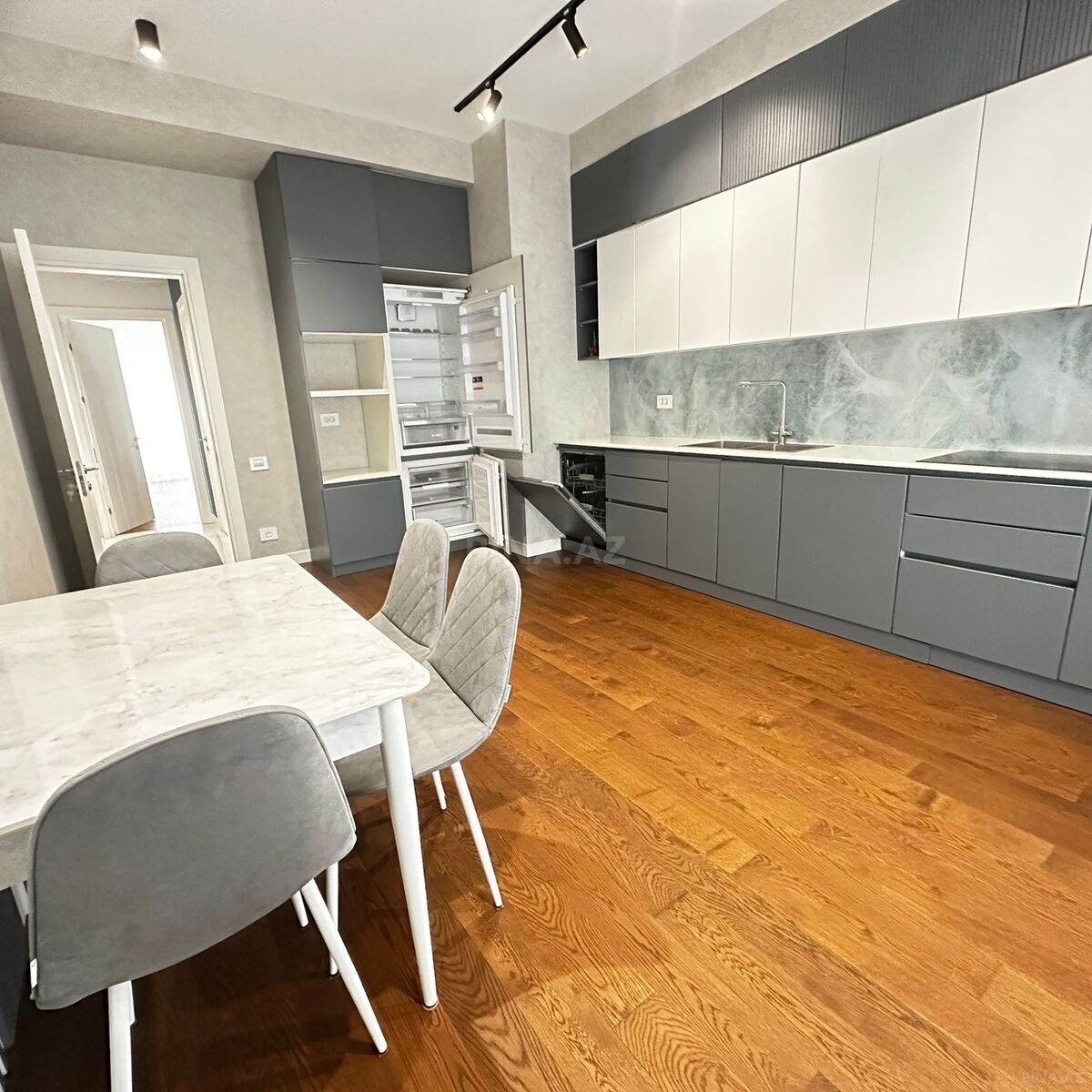 2 otaqlı Yeni tikili, Ağ şəhər q., Bakı