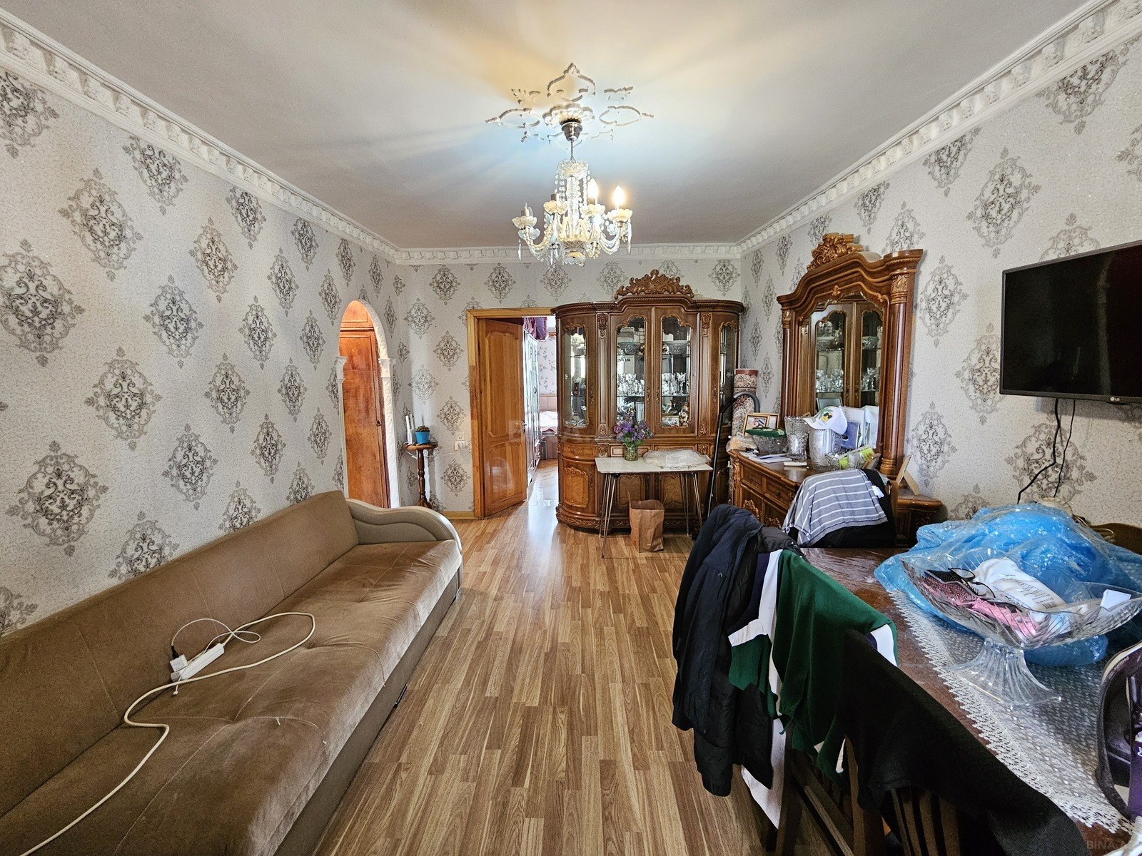 2 otaqlı Köhnə tikili, Qara Qarayev m., Bakı