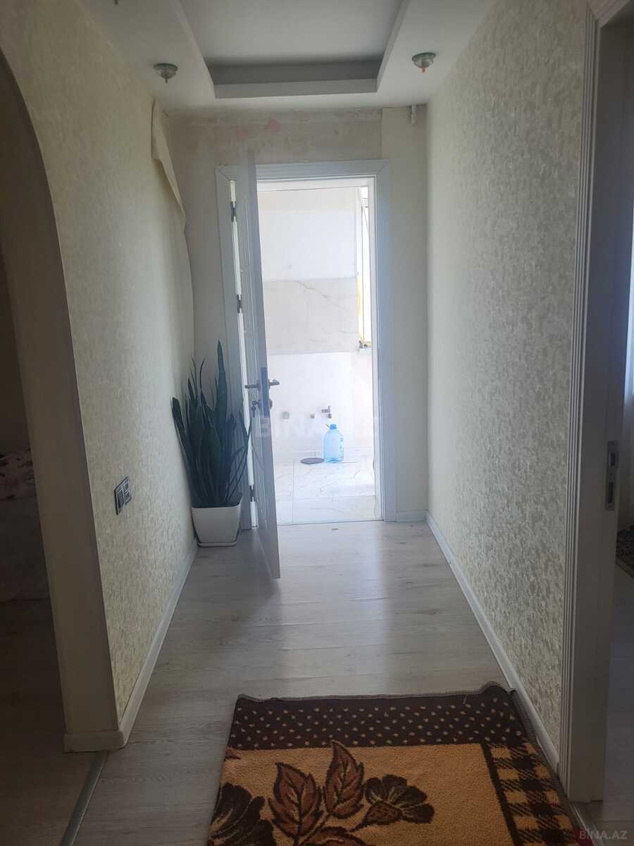 3 otaqlı Köhnə tikili, Qara Qarayev m., Bakı