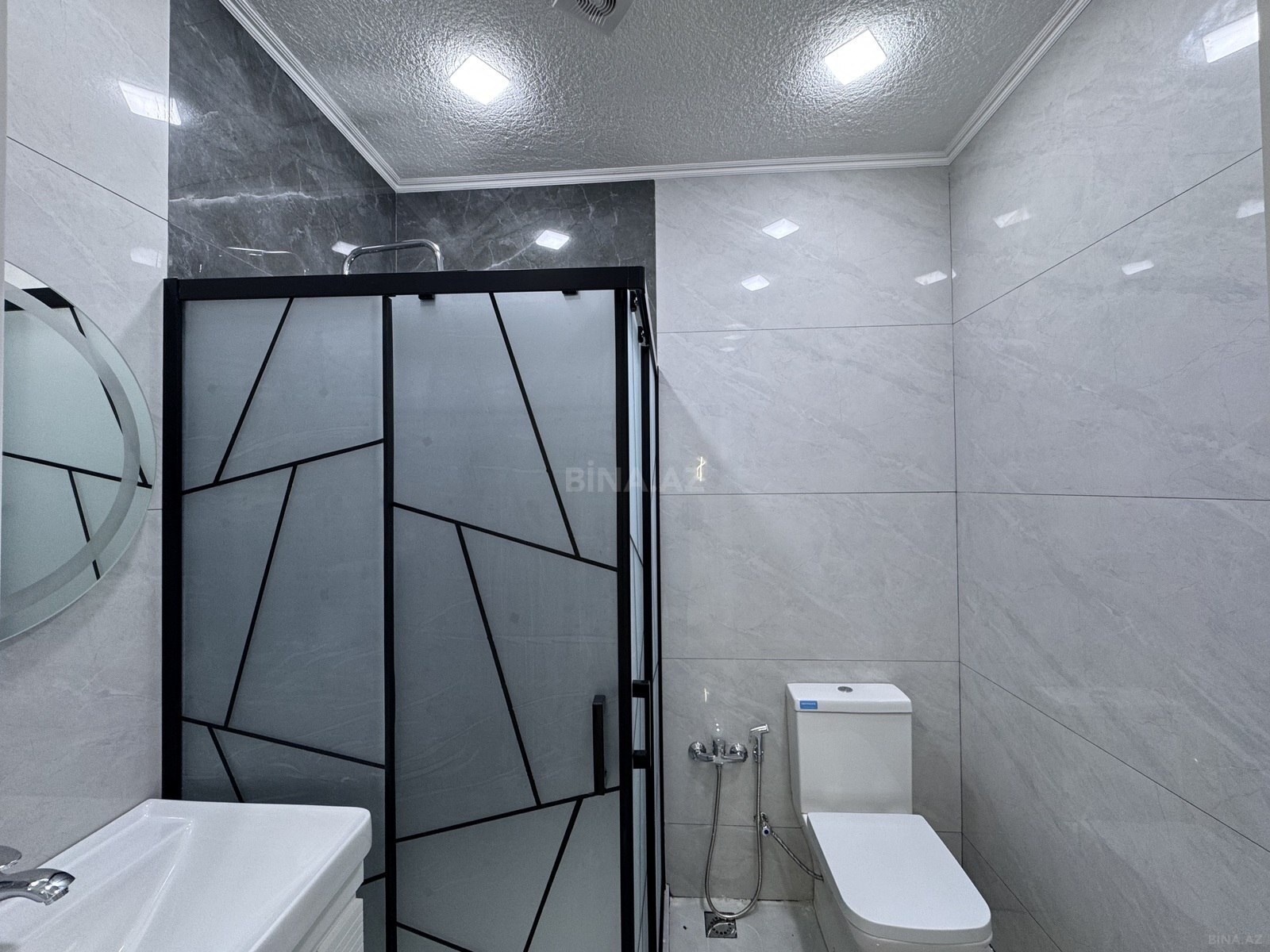 4 otaqlı Həyət evi/Bağ evi, Şüvəlan q., Bakı