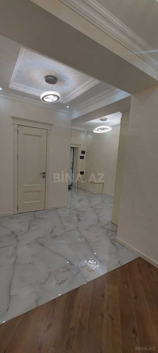 4 otaqlı Yeni tikili, Elmlər Akademiyası m., Bakı