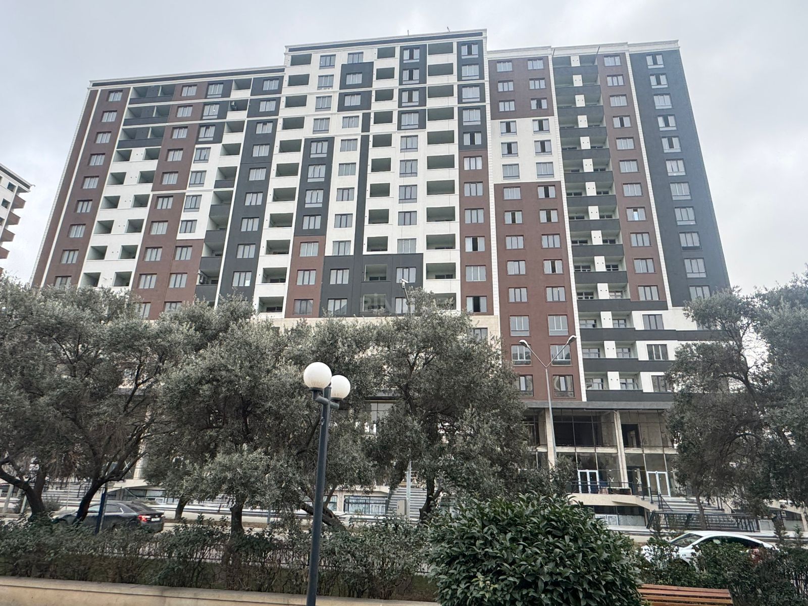 3 otaqlı Yeni tikili, Neftçilər m., Bakı