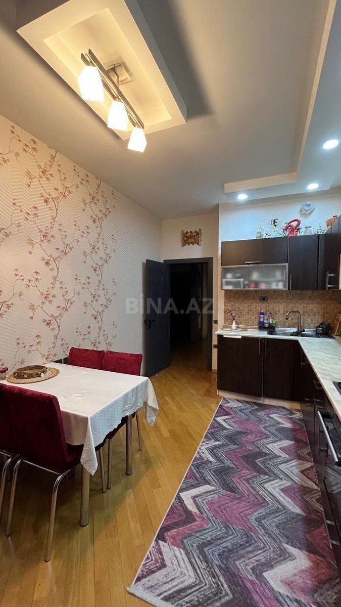 3 otaqlı Yeni tikili, İnşaatçılar m., Bakı