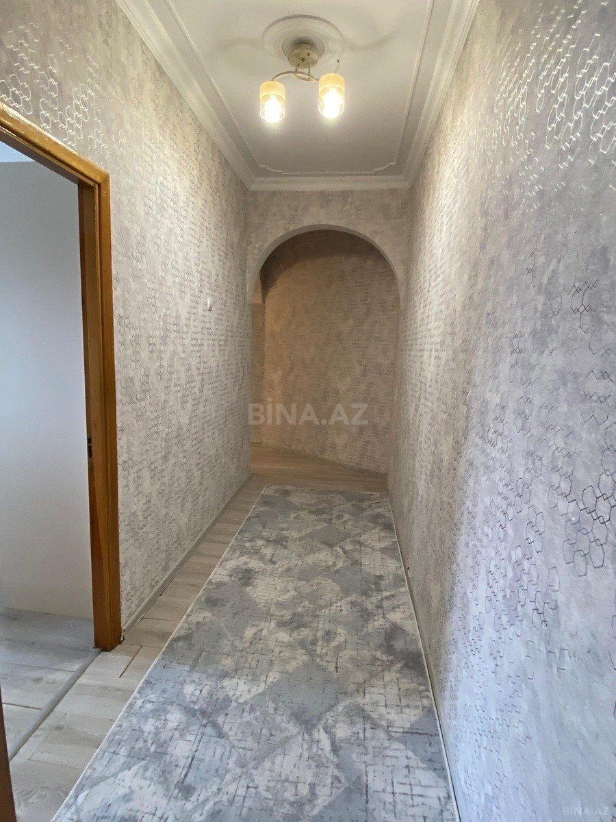 3 otaqlı Köhnə tikili, Yeni Günəşli q., Bakı