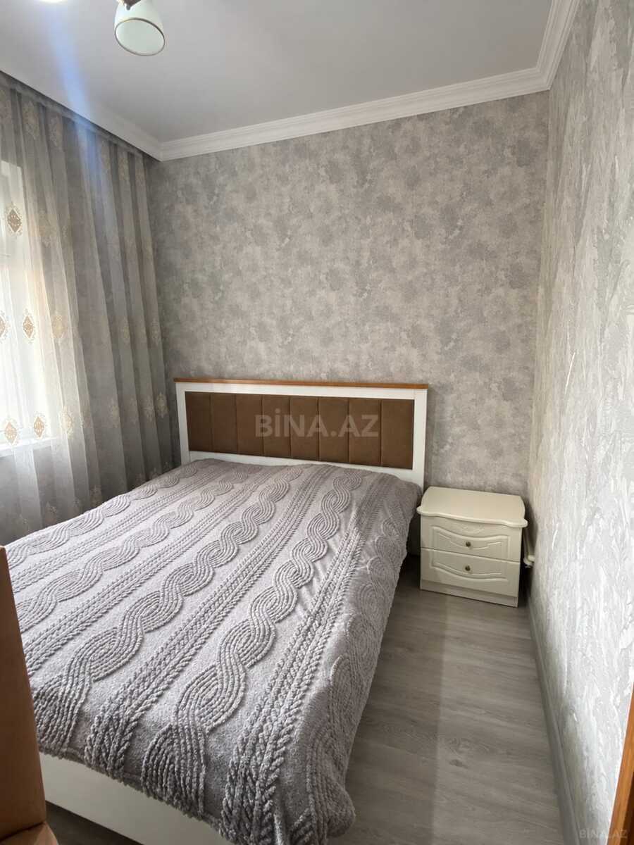3 otaqlı Köhnə tikili, Yeni Günəşli q., Bakı