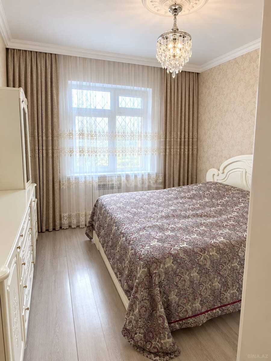 3 otaqlı Köhnə tikili, Yeni Günəşli q., Bakı